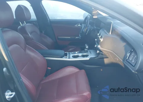 2020 Kia Stinger Gt1 z USA, uszkodzony, nr VIN KNAE45LC3L6079403